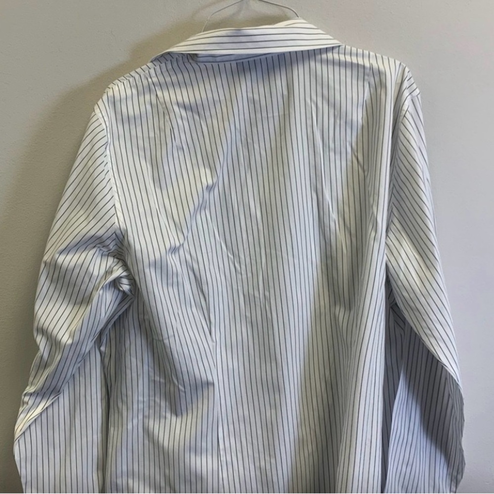Classic! Timeless! Jones New York White Button-Down Shirt with Black Pinstripes - Picture 2 of 3